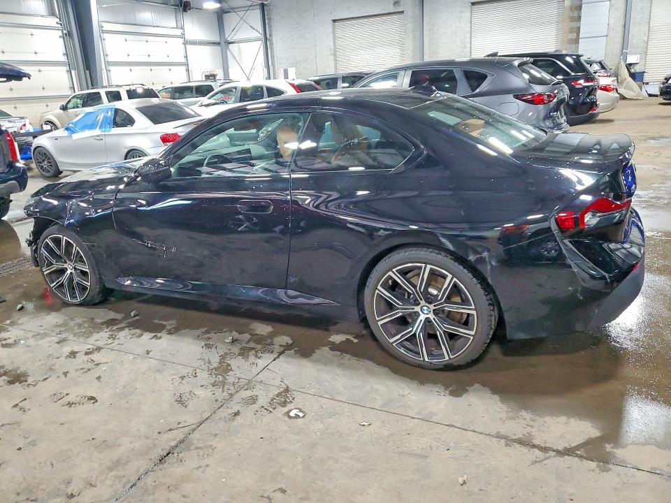 Foto 2 de la subasta – 2023 BMW 230XI con VIN 3MW33CM01P8D15922