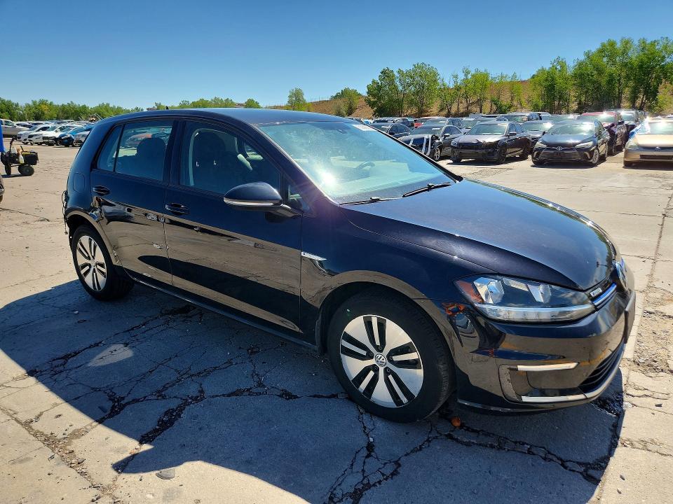 Photo 4 from auction – 2017 VOLKSWAGEN E-GOLF with VIN WVWKR7AU9HW954604