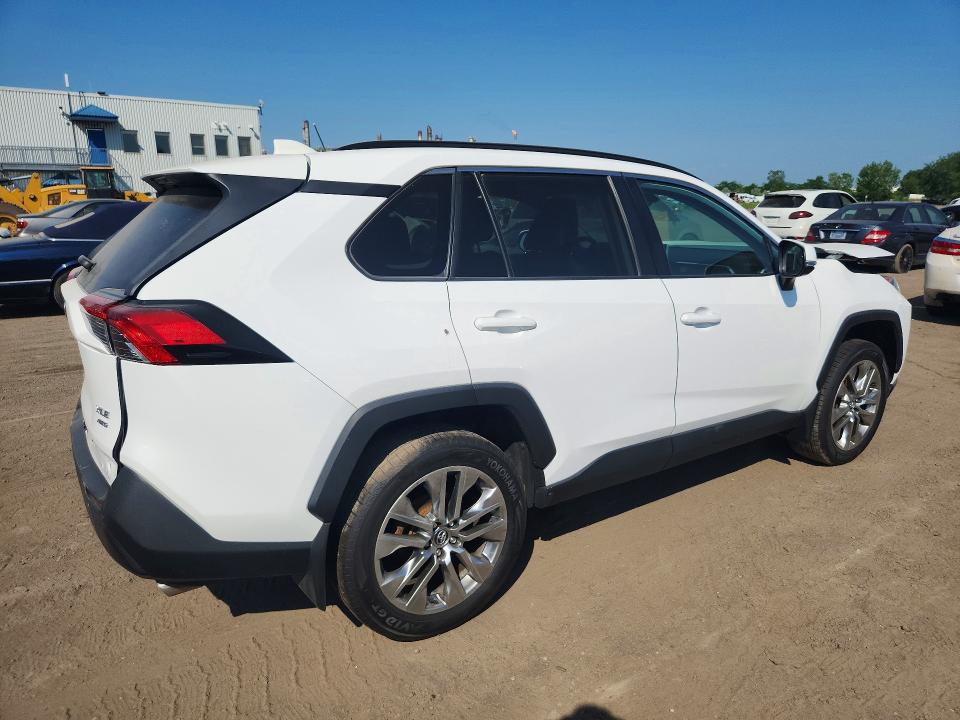 Photo 3 from auction – 2019 TOYOTA RAV4 with VIN 2T3R1RFV1KC045766