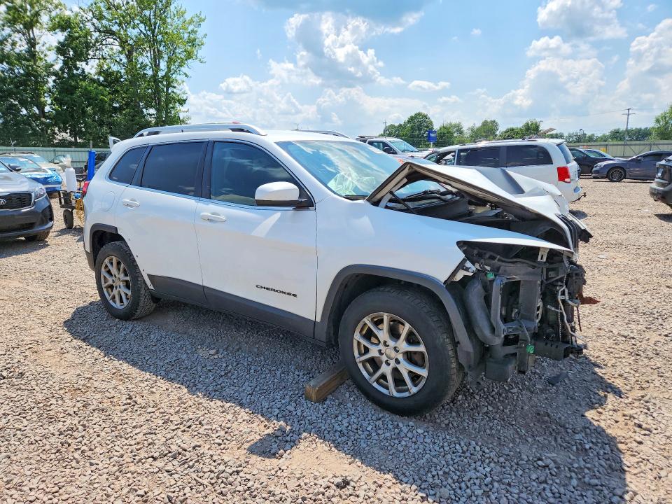 Photo 4 from auction – 2015 JEEP CHEROKEE with VIN 1C4PJMCS2FW787880