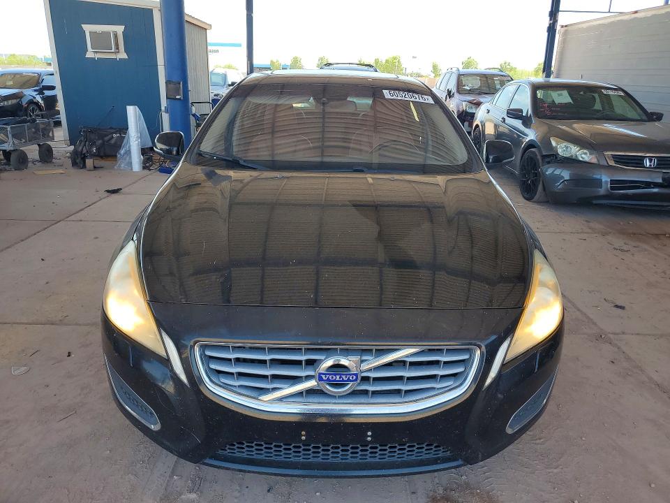 Photo 5 from auction – 2013 VOLVO S60 with VIN YV1612FS1D2180945