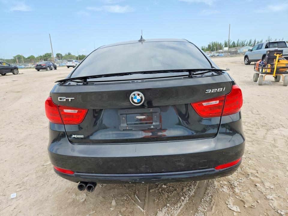 Photo 6 from auction – 2016 BMW 328 with VIN WBA8Z5C5XGG500274