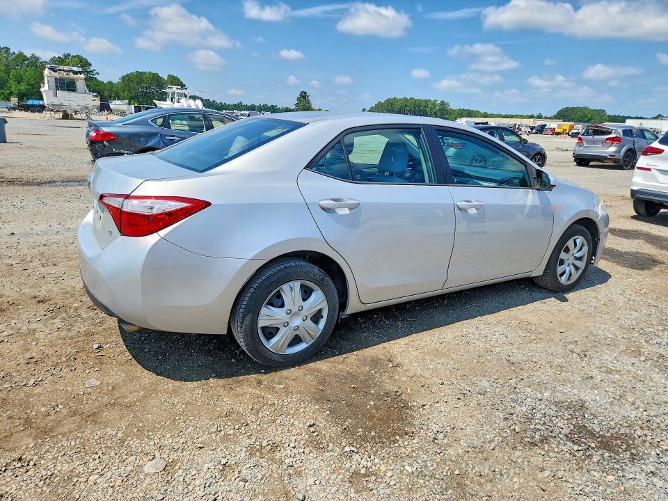 Photo 3 from auction – 2016 TOYOTA COROLLA with VIN 5YFBURHE9GP446097