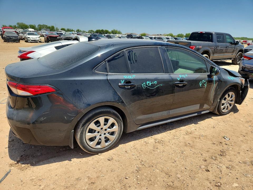 Photo 3 from auction – 2022 TOYOTA COROLLA with VIN 5YFEPMAE3NP373713