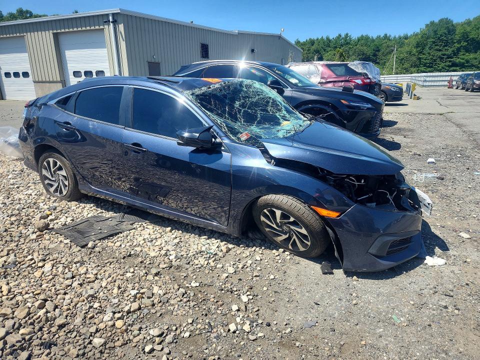 Photo 4 from auction – 2017 HONDA CIVIC with VIN 19XFC2F75HE227219