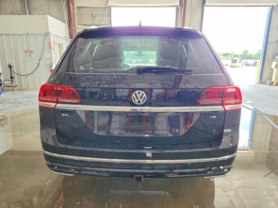 Photo 6 from auction – 2019 VOLKSWAGEN ATLAS with VIN 1V2SR2CA6KC529158