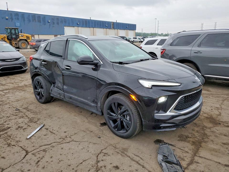 Foto 4 de la subasta – 2025 BUICK ENCORE GX con VIN KL4AMDSL9SB168356