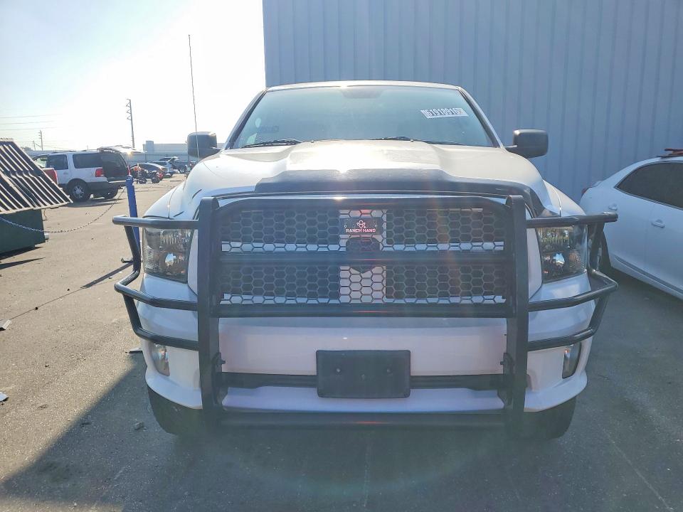 Photo 5 from auction – 2018 RAM 1500 with VIN 1C6RR7KT0JS314418