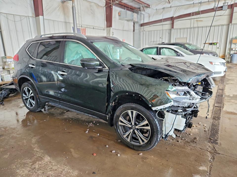 Photo 4 from auction – 2019 NISSAN ROGUE with VIN 5N1AT2MV0KC749178