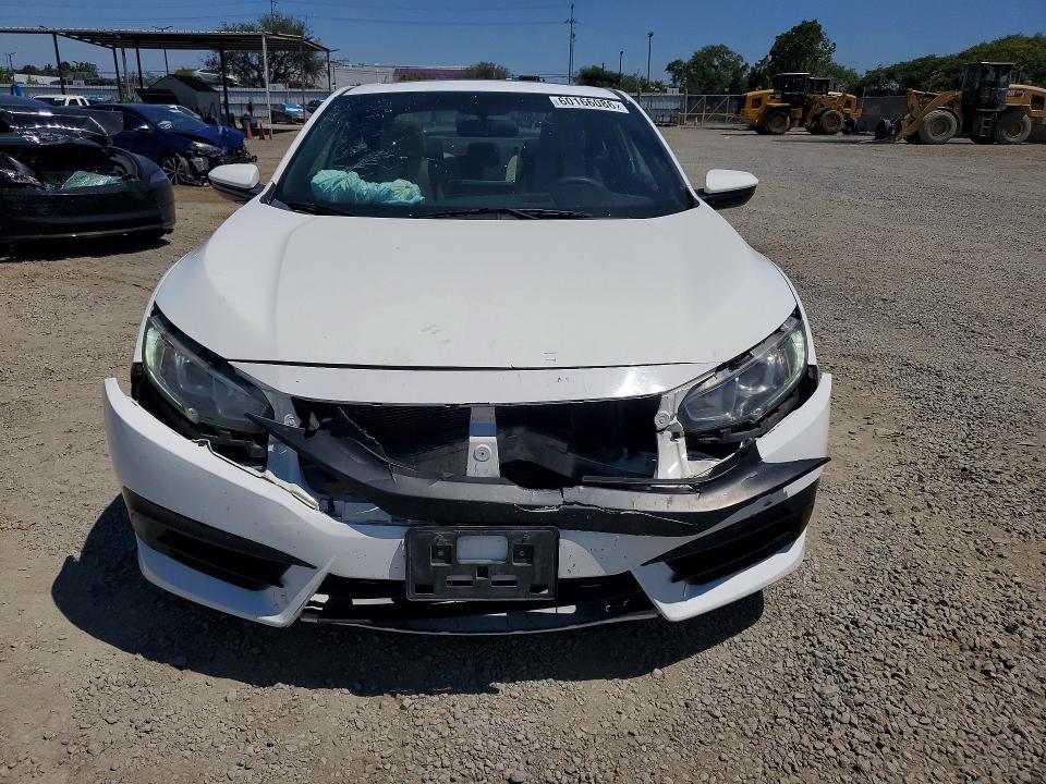 Photo 5 from auction – 2018 HONDA CIVIC with VIN 2HGFC4B05JH308527
