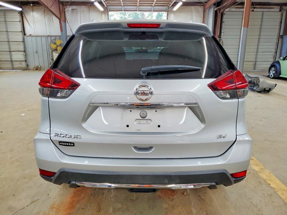 Photo 6 from auction – 2017 NISSAN ROGUE with VIN KNMAT2MT7HP570754
