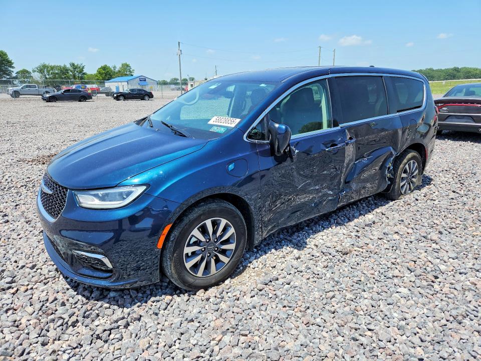 CHRYSLER PACIFICA 2023 with VIN 2C4RC1L72PR611919 - Photo from auction