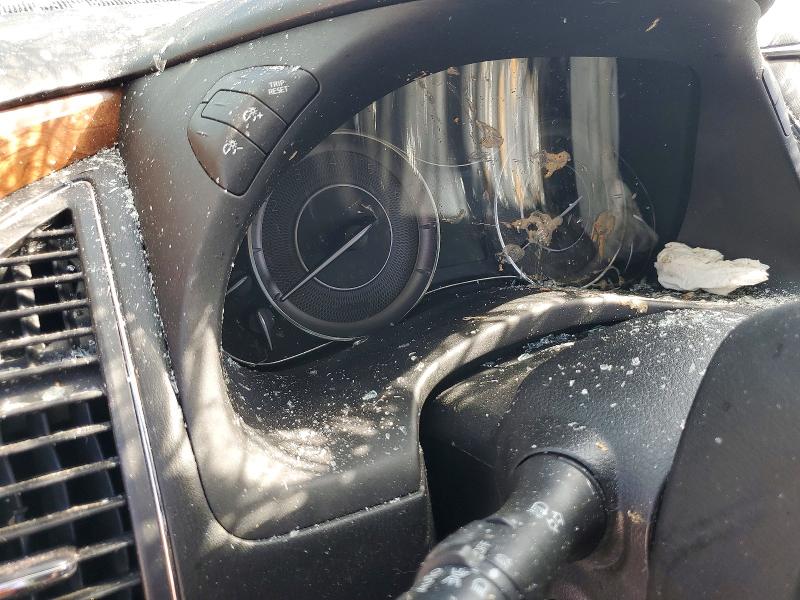 Photo 9 from auction – 2019 INFINITI QX80 with VIN JN8AZ2NE7K9238375
