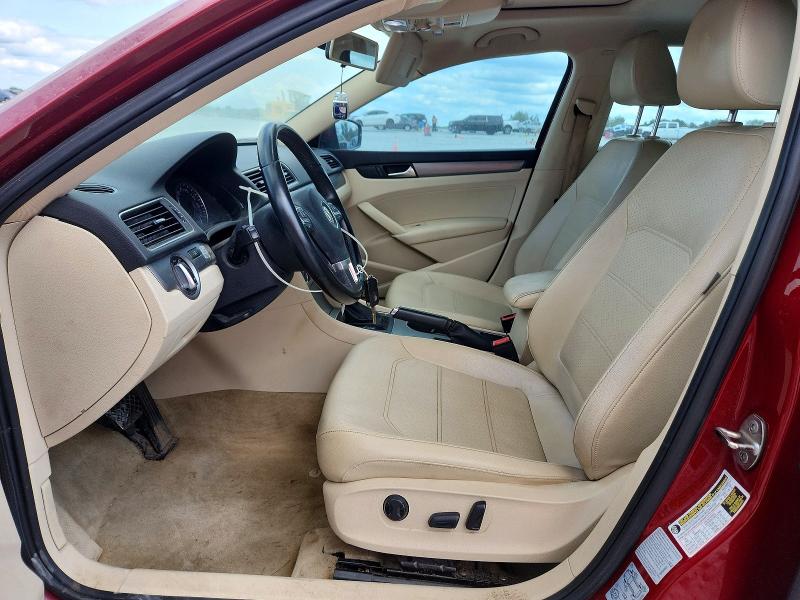 Photo 7 from auction – 2015 VOLKSWAGEN PASSAT with VIN 1VWBV7A35FC043765