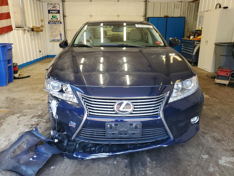 Photo 5 from auction – 2015 LEXUS ES with VIN JTHBK1GGXF2158188