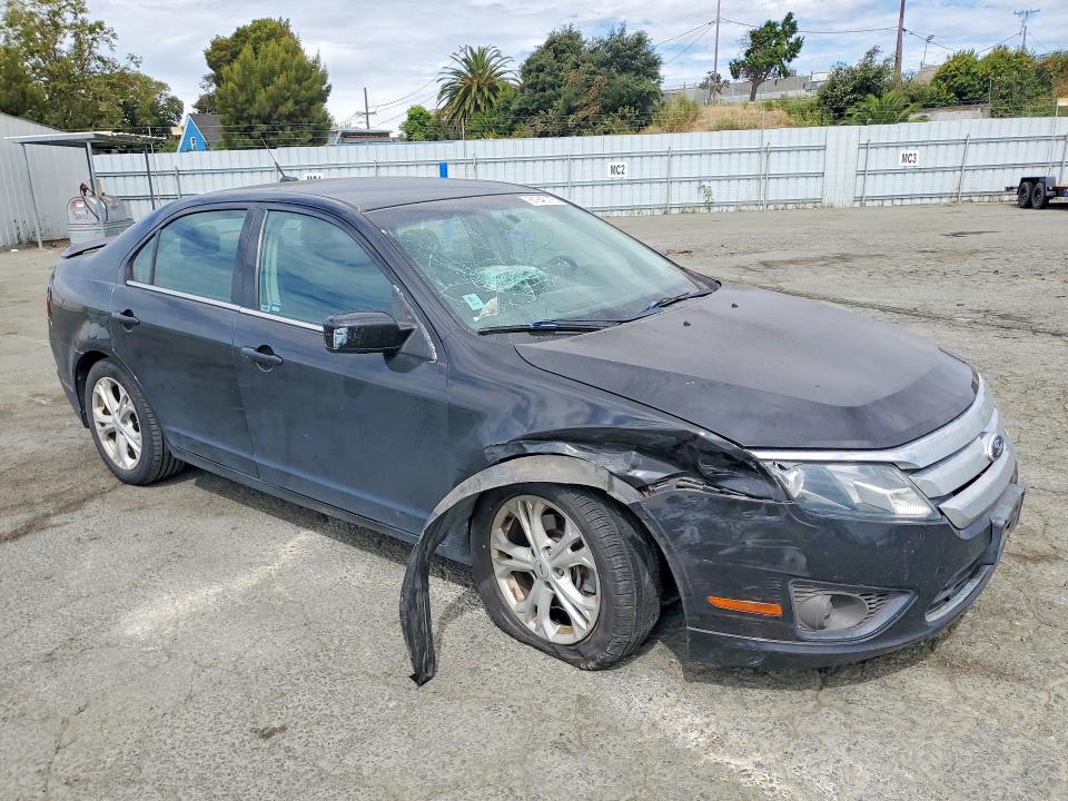 Photo 4 from auction – 2012 FORD FUSION with VIN 3FAHP0HA7CR368228