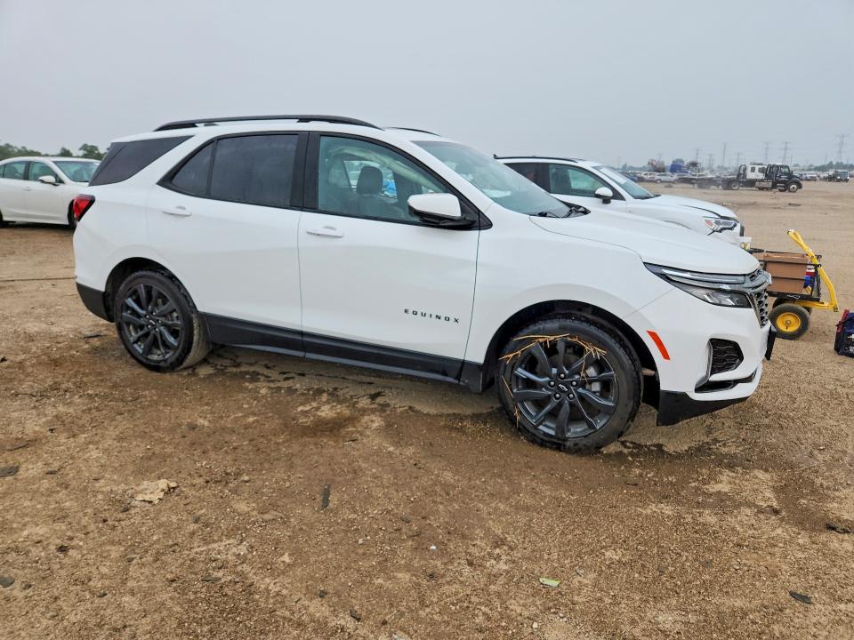 Photo 4 from auction – 2022 CHEVROLET EQUINOX with VIN 3GNAXWEV2NS243338