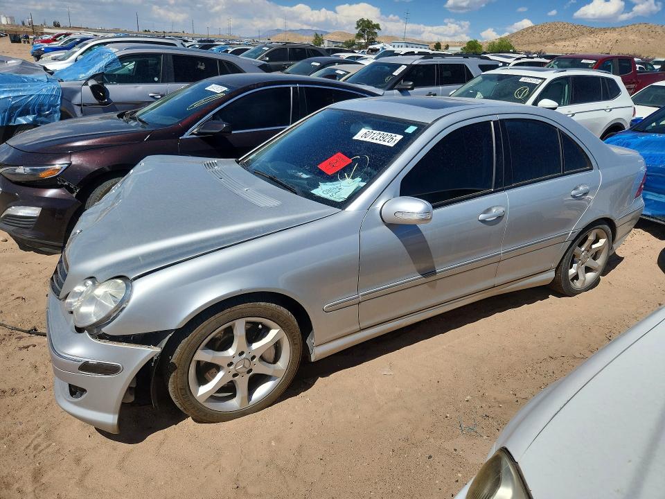 Photo 1 from auction – 2007 MERCEDES-BENZ C with VIN WDBRF52H47F928034