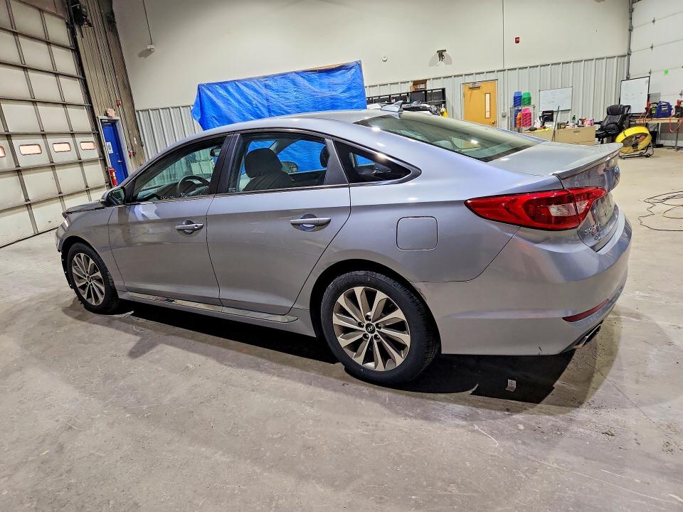 Photo 2 from auction – 2016 HYUNDAI SONATA with VIN 5NPE34AF8GH268122