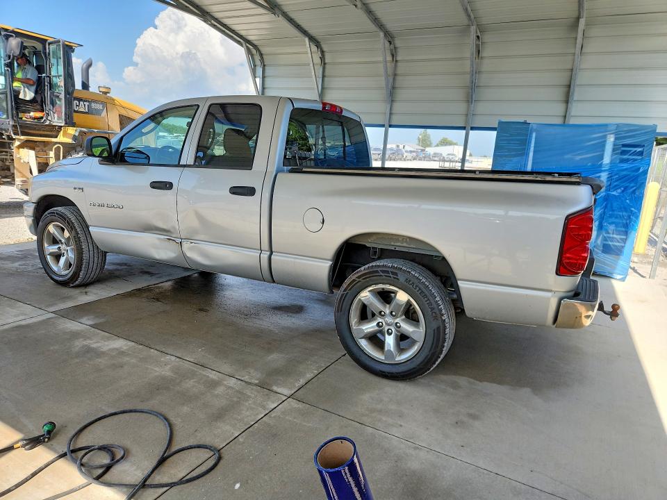 Photo 2 from auction – 2007 DODGE RAM 1500 with VIN 1D7HU18237S207120