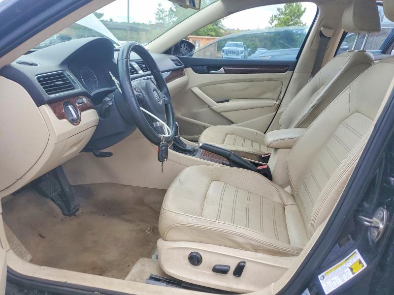 Photo 7 from auction – 2012 VOLKSWAGEN PASSAT with VIN 1VWCH7A3XCC071908