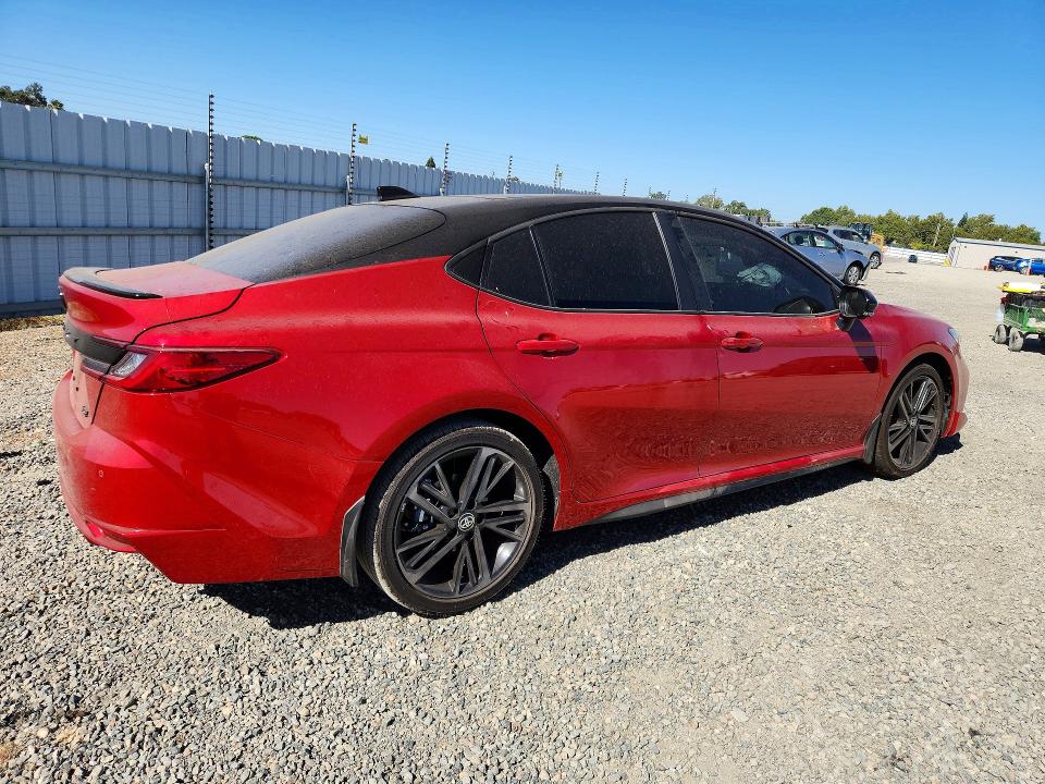 Photo 3 from auction – 2026 TOYOTA CAMRY with VIN 4T1DAACK3TU297940