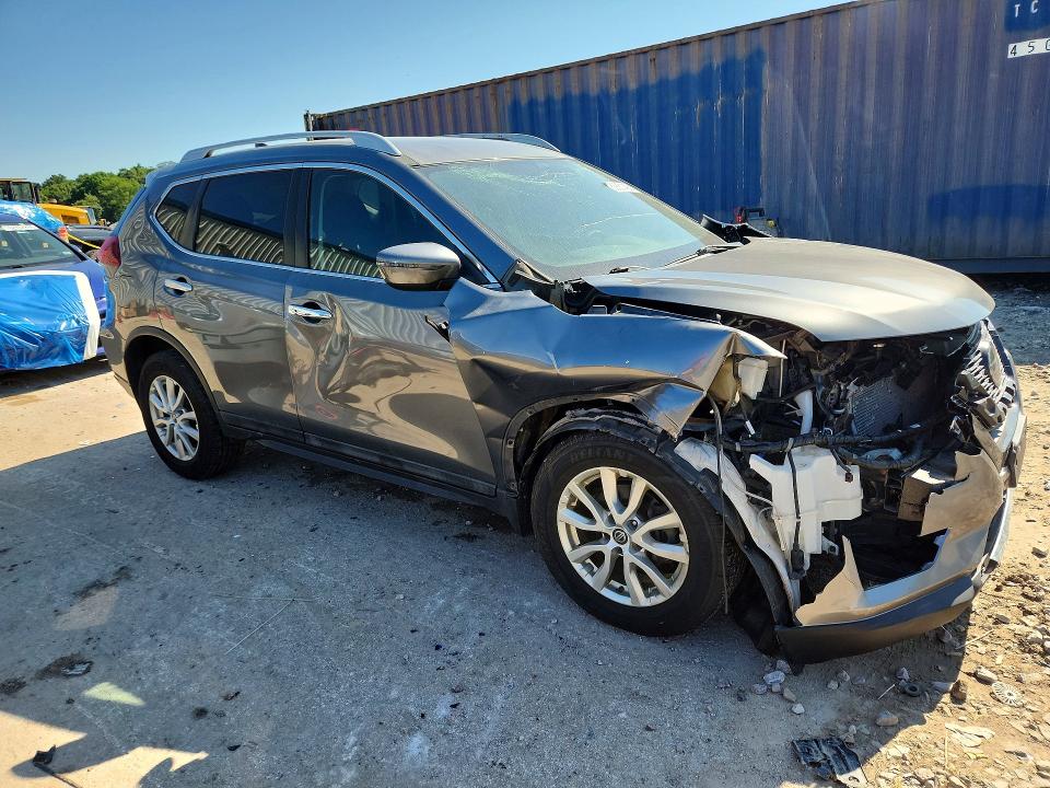 Photo 4 from auction – 2018 NISSAN ROGUE with VIN 5N1AT2MV1JC772497