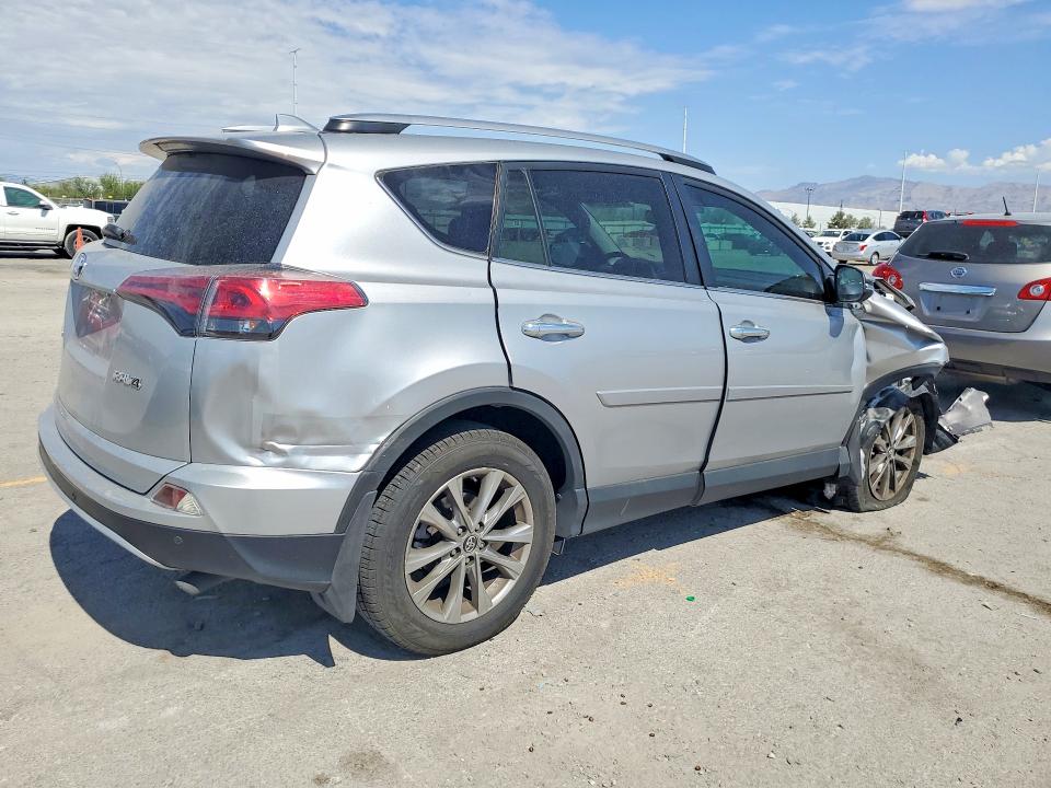 Photo 3 from auction – 2017 TOYOTA RAV4 with VIN 2T3YFREV8HW322600