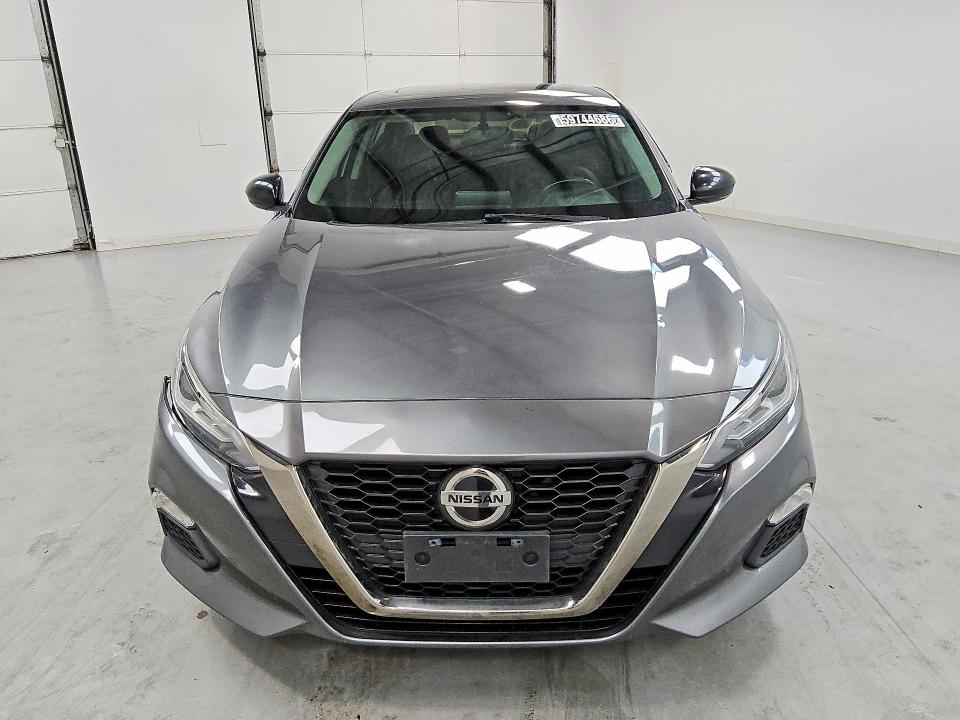 Photo 5 from auction – 2019 NISSAN ALTIMA with VIN 1N4BL4CW2KC140212