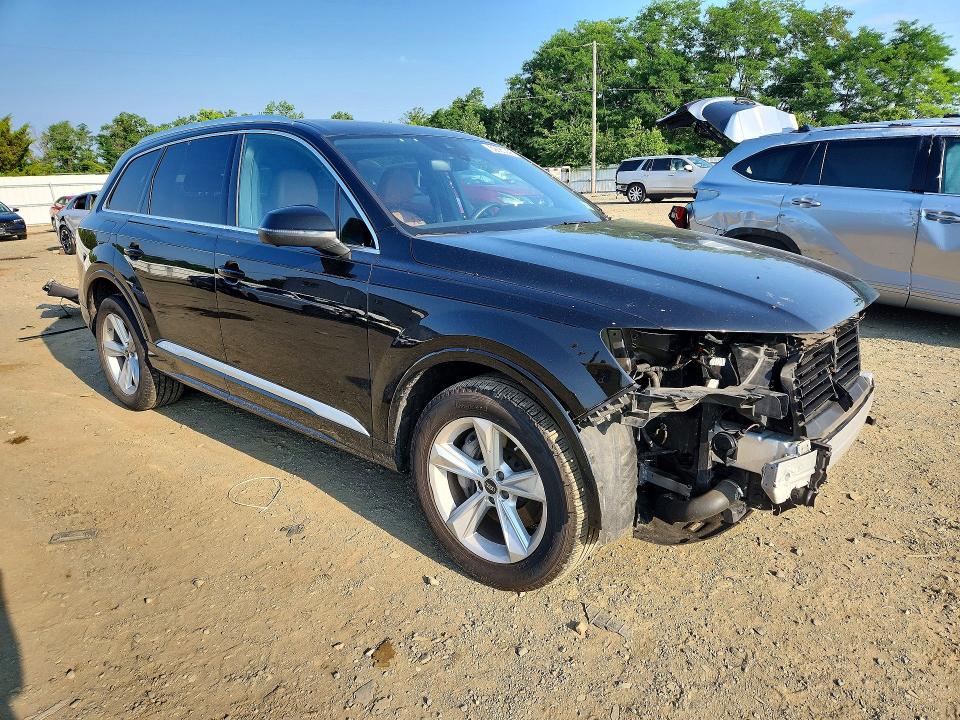 Photo 4 from auction – 2022 AUDI Q7 with VIN WA1AJBF76ND000614