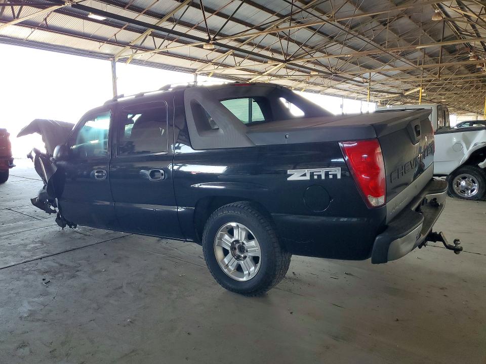 Photo 2 from auction – 2004 CHEVROLET AVALANCHE with VIN 3GNEC12T94G310649