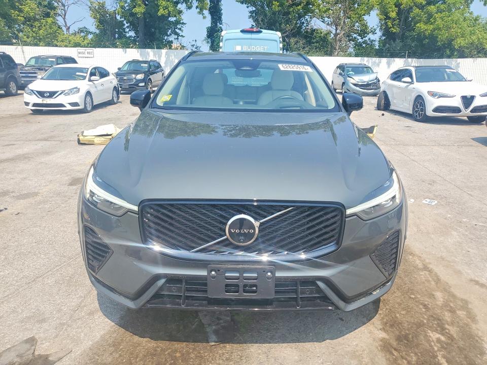 Photo 5 from auction – 2026 VOLVO XC60 with VIN YV4H60RM4T1300577