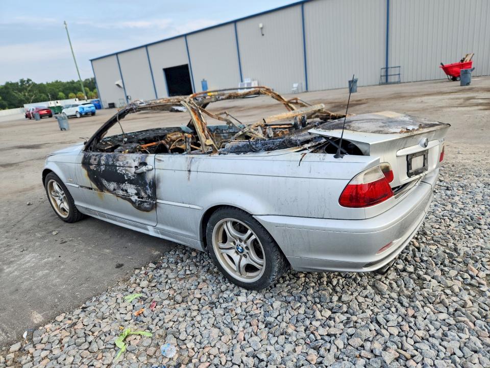 Photo 2 from auction – 2002 BMW 330 with VIN WBABS53432JU95335