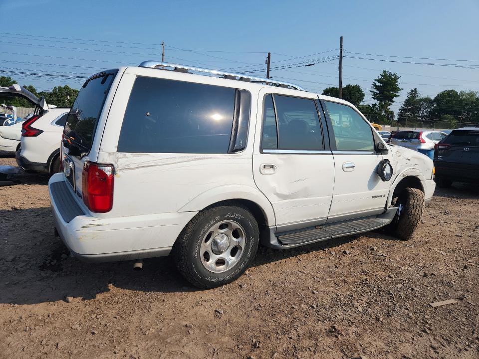 Photo 3 from auction – 2001 LINCOLN NAVIGATOR with VIN 5LMFU28R11LJ15714
