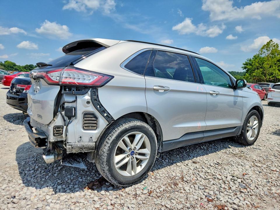 Photo 3 from auction – 2016 FORD EDGE with VIN 2FMPK3J98GBB49333
