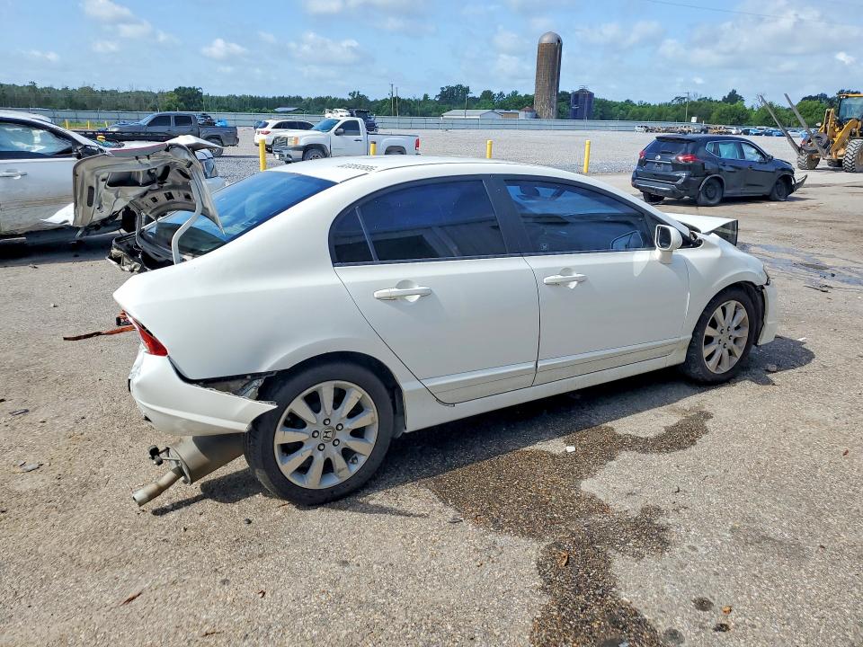 Photo 3 from auction – 2010 HONDA CIVIC with VIN 2HGFA1F56AH572124