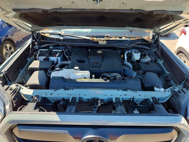 Photo 11 from auction – 2024 TOYOTA TUNDRA with VIN 5TFLA5DB5RX183080