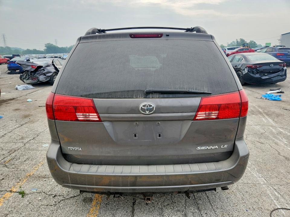 Photo 6 from auction – 2004 TOYOTA SIENNA with VIN 5TDZA23C24S045465
