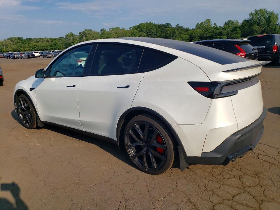 Photo 2 from auction – 2026 TESLA MODEL Y with VIN 7SAYGDET9TA658396