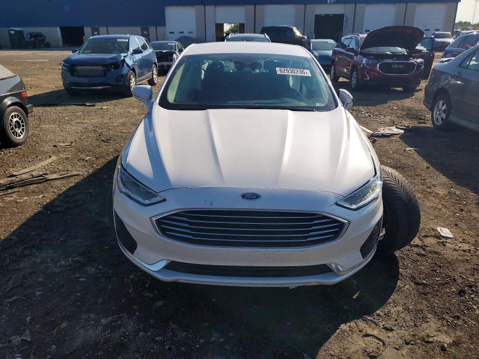 Photo 5 from auction – 2020 FORD FUSION with VIN 3FA6P0CD9LR235933