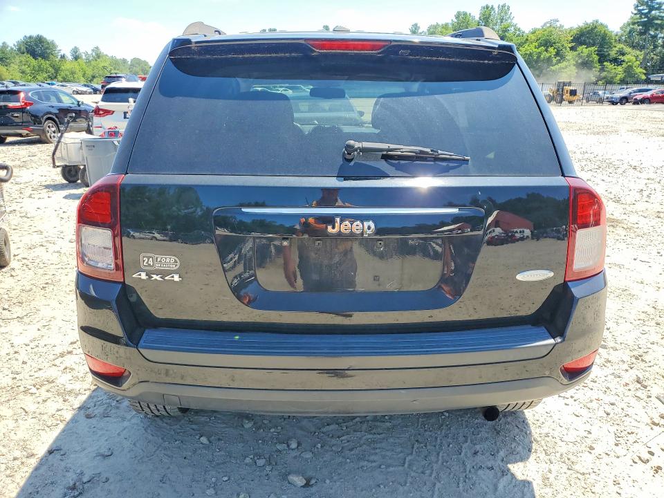 Foto 6 de la subasta – 2017 JEEP COMPASS con VIN 1C4NJDEB4HD210206
