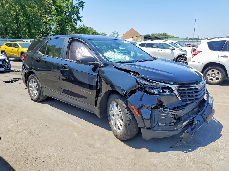 Photo 4 from auction – 2023 CHEVROLET EQUINOX with VIN 3GNAXHEG7PL255432