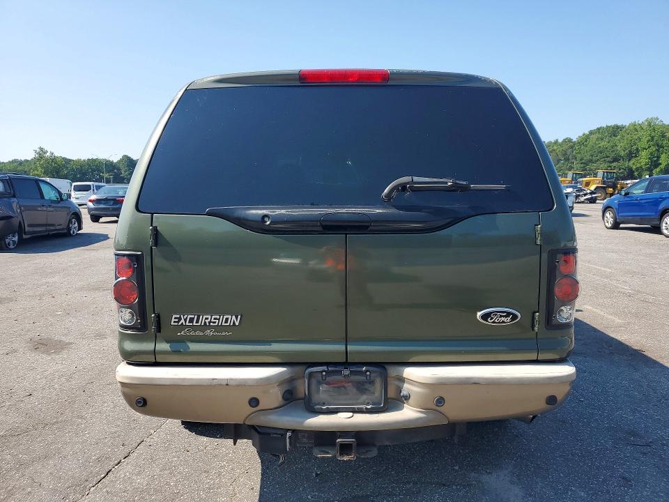 Photo 6 from auction – 2004 FORD EXCURSION with VIN 1FMNU44P14EE06561