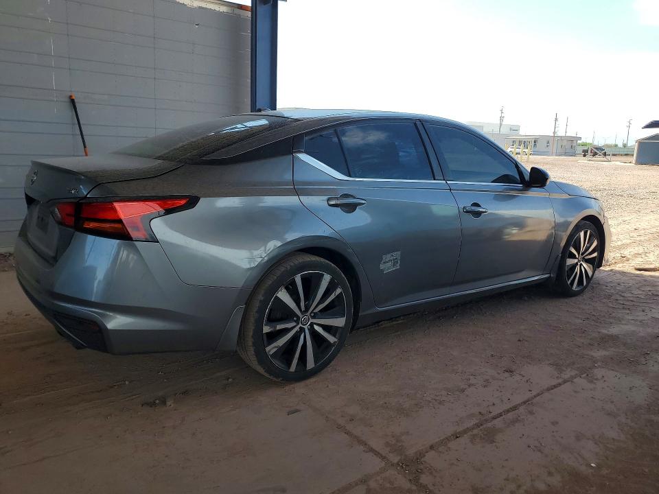 Photo 3 from auction – 2020 NISSAN ALTIMA with VIN 1N4BL4CV1LC122647