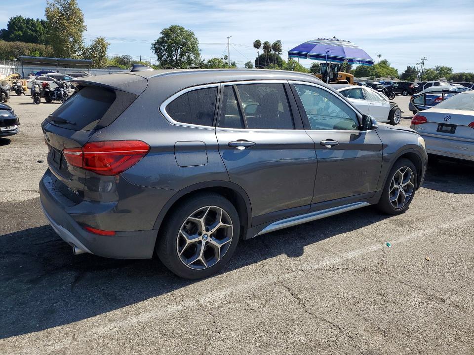 Photo 3 from auction – 2019 BMW X1 with VIN WBXHT3C59K5L89166