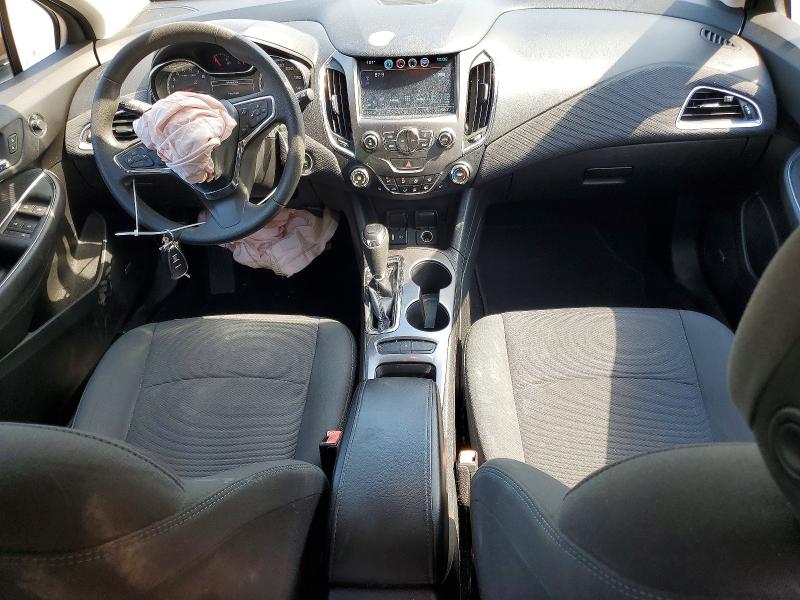 Photo 8 from auction – 2017 CHEVROLET CRUZE with VIN 3G1BE6SM3HS570259