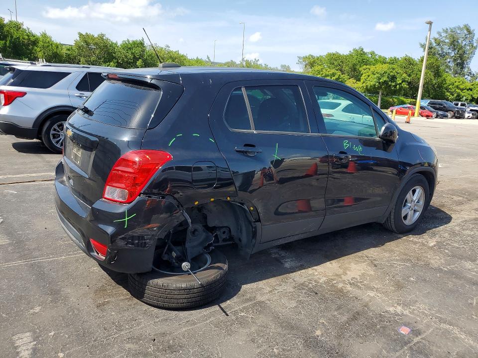 Photo 3 from auction – 2020 CHEVROLET TRAX with VIN KL7CJKSB9LB314479