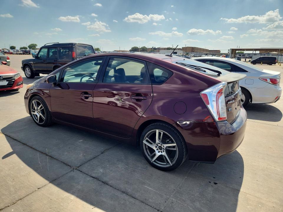 Photo 2 from auction – 2013 TOYOTA PRIUS with VIN JTDKN3DU2D5611245