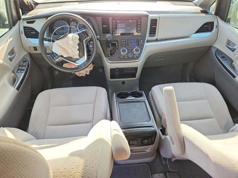 Photo 8 from auction – 2020 TOYOTA SIENNA with VIN 5TDKZ3DC8LS081092