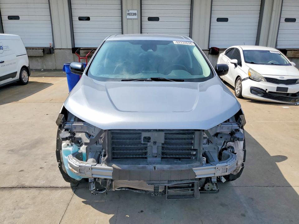 Photo 5 from auction – 2021 FORD EDGE with VIN 2FMPK3J92MBA01304